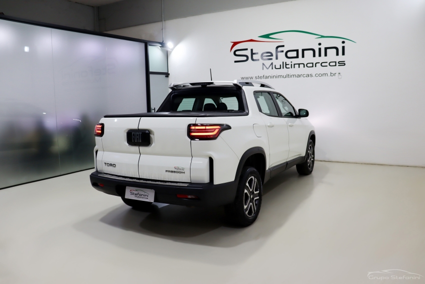 fiat toro 1.3 turbo 270 flex freedom at6 4p automatico 202610