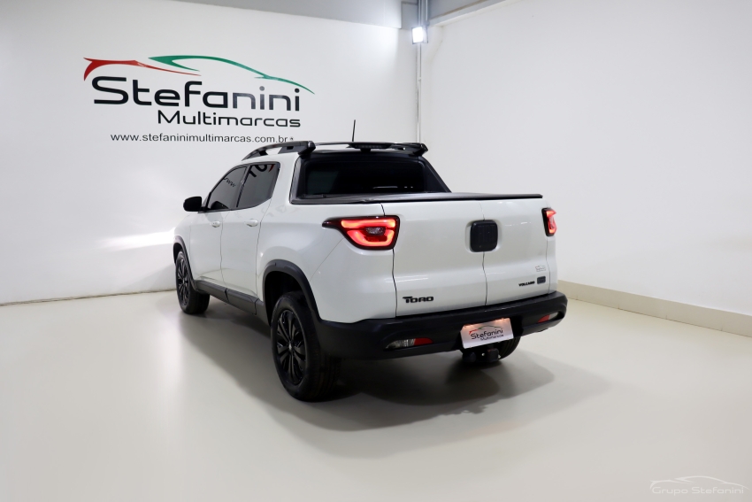 fiat toro 1.3 turbo 270 flex volcano at6 4p automatico 202412