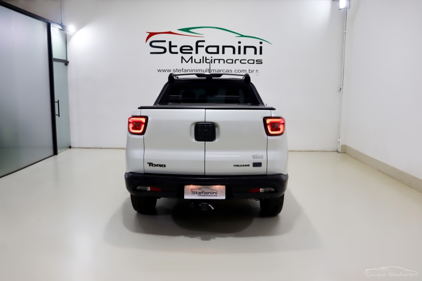 fiat toro 1.3 turbo 270 flex volcano at6 4p automatico 202411