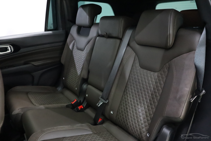 jeep commander 2.0 td380 turbo diesel overland at9 4p automatico 20226
