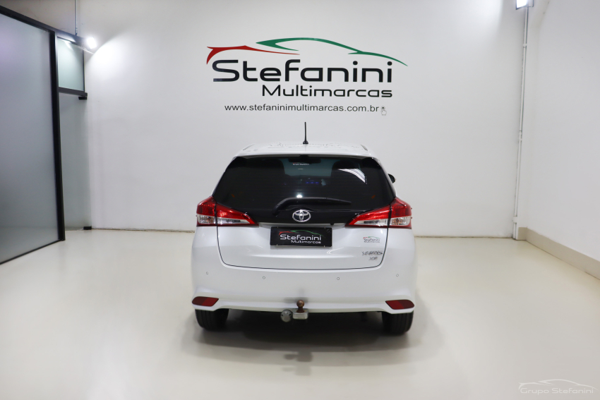 toyota yaris 1.5 16v flex xs connect multidrive 4p automatico 202111