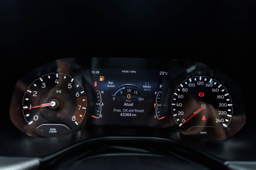 jeep compass 1.3 t270 turbo flex longitude at6.