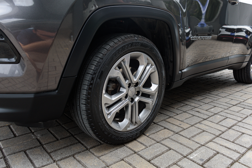 jeep compass 1.3 t270 turbo flex longitude at6.