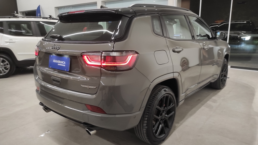 Carro JEEP COMPASS