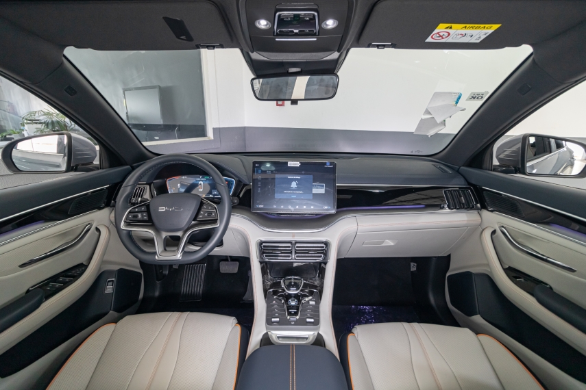 Carro BYD SONG PLUS