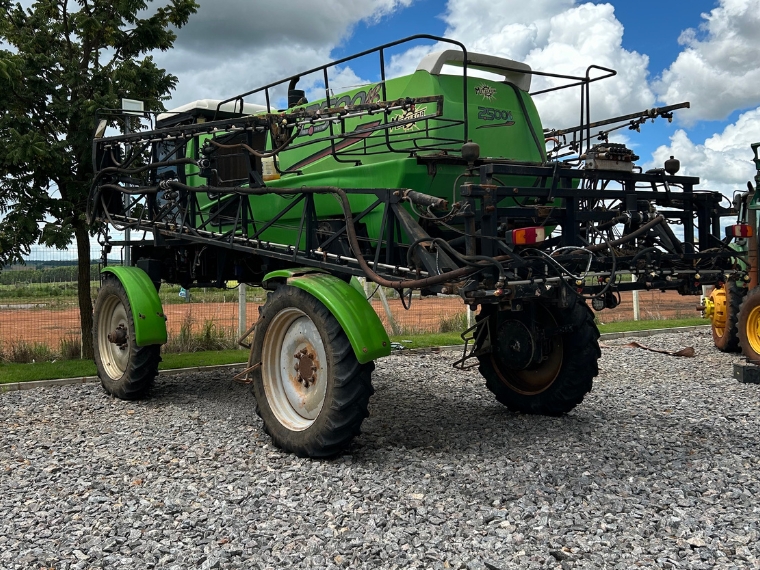 metalfor pulverizador 2.500 2500 diesel 1p automatico 20125