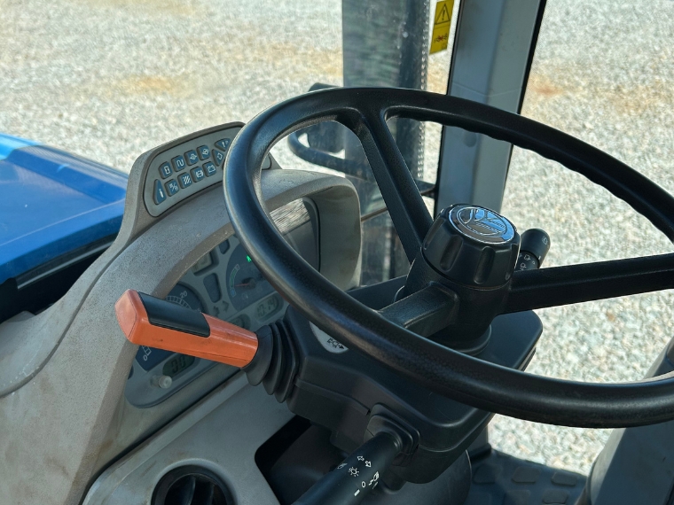 new holland trator t7 260 4x4 diesel 1p automatico 201716