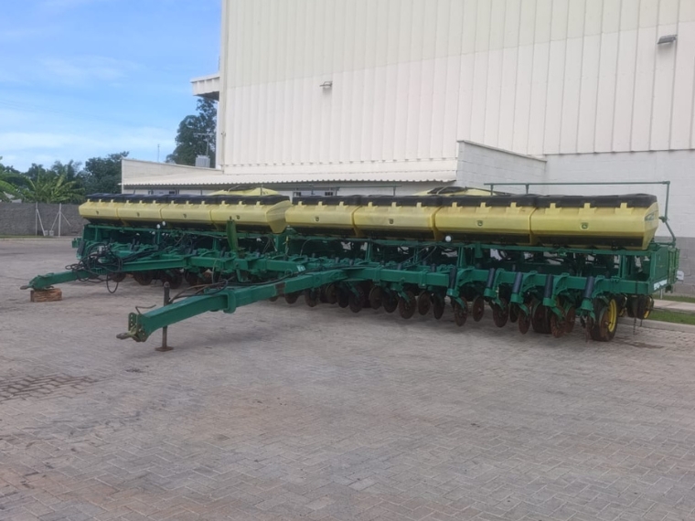 john deere plantadeira 2130-30l ano 2010 diesel 1p automatico