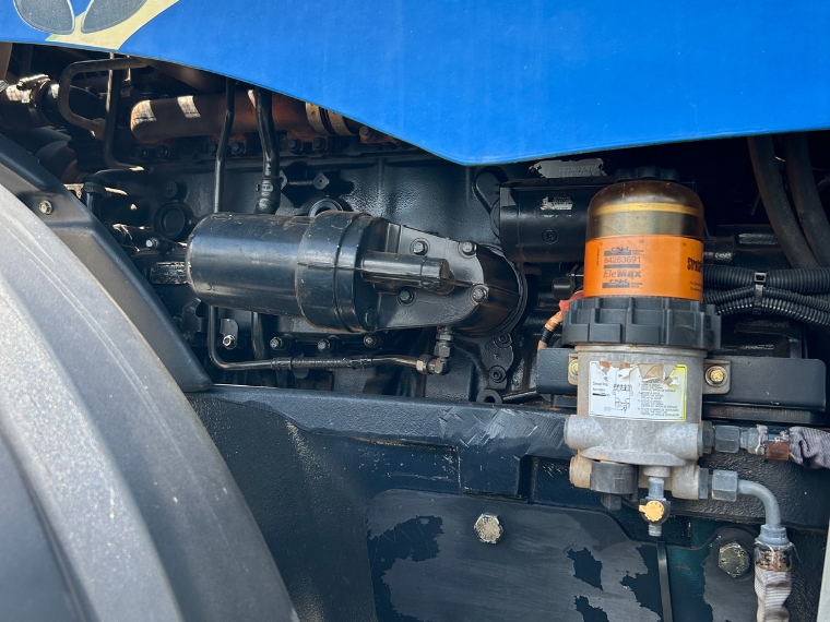 new holland trator t8 355 ano 2015 diesel 1p automatico12