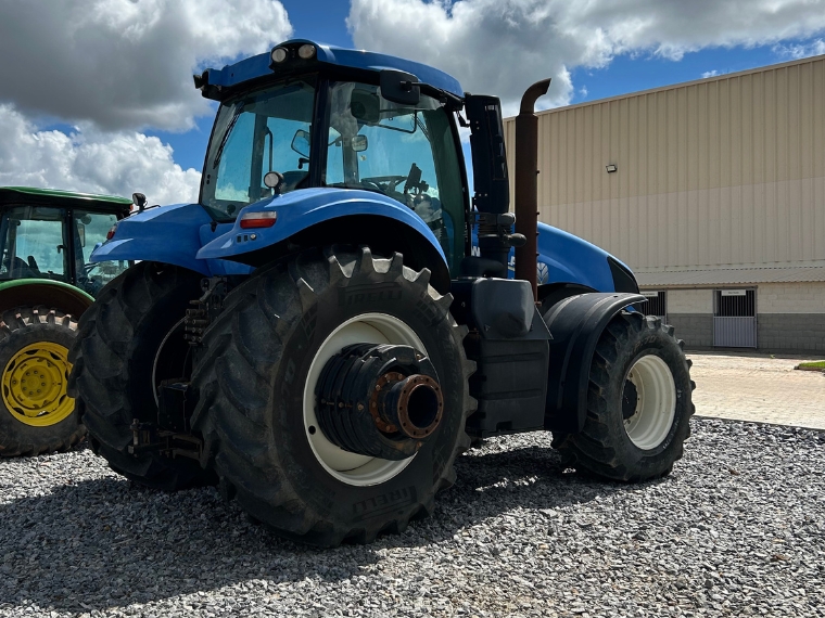new holland trator t8 355 ano 2015 diesel 1p automatico4