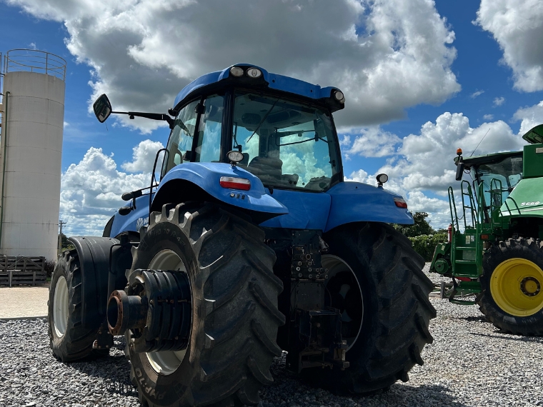 new holland trator t8 355 ano 2015 diesel 1p automatico6