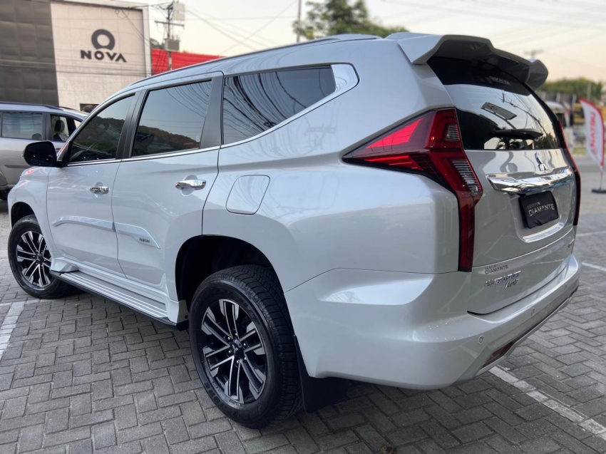 mitsubishi pajero sport 2.4 16v mivec turbo diesel hpe awd automatico 4p 2023