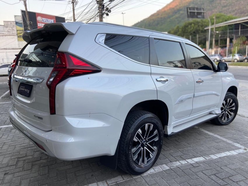 mitsubishi pajero sport 2.4 16v mivec turbo diesel hpe awd automatico 4p 2023
