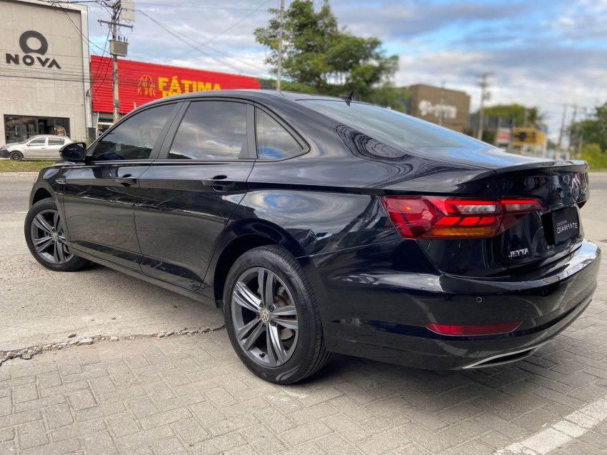 volkswagen jetta 1.4 250 tsi total flex r-line tiptronic 4p automatico 2019