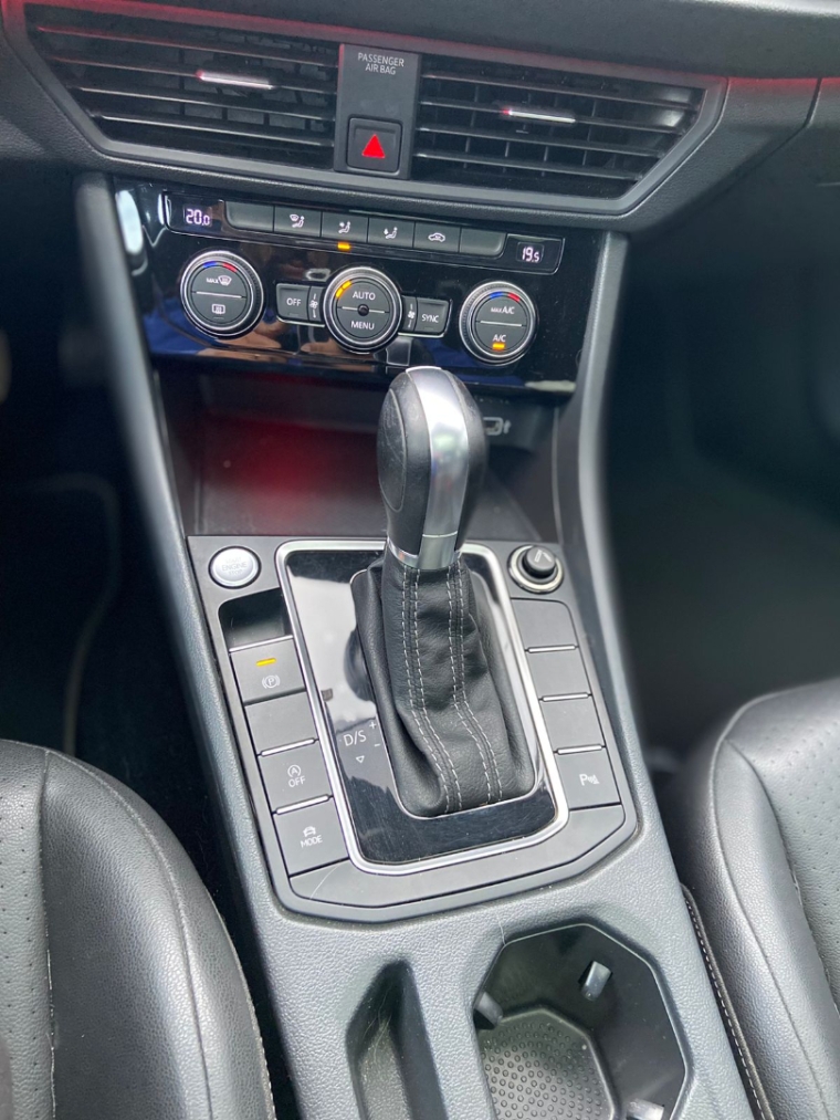 volkswagen jetta 1.4 250 tsi total flex r-line tiptronic 4p automatico 2019