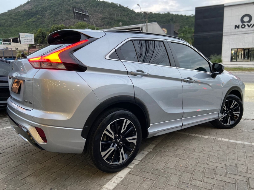 mitsubishi eclipse cross 1.5 mivec turbo gasolina hpe-s s-awc cvt 4p automatico 2023