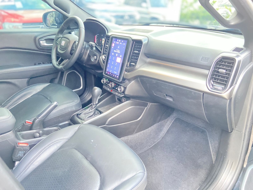fiat toro 1.3 turbo 270 flex volcano at6 4p automatico 2023