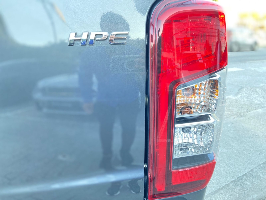 mitsubishi l200 triton 2.4 16v turbo diesel sport hpe cd 4p 4x4 automatico 2024
