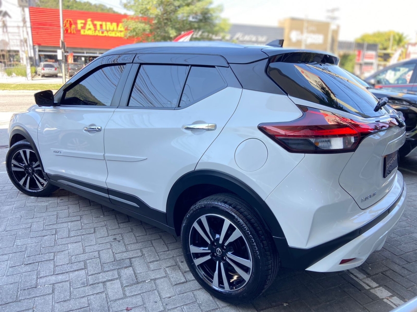 nissan kicks 1.6 16v flexstart exclusive xtronic flex 4p automatico 2022