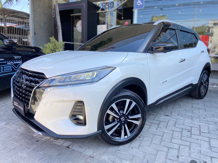 nissan kicks 1.6 16v flexstart exclusive xtronic flex 4p automatico 2022