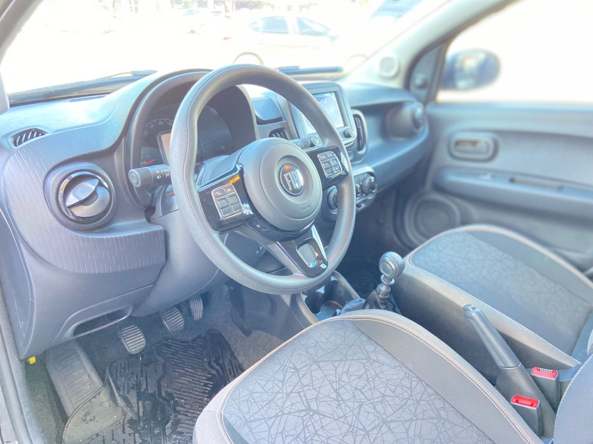 fiat mobi 1.0 evo flex trekking manual 4p 2024