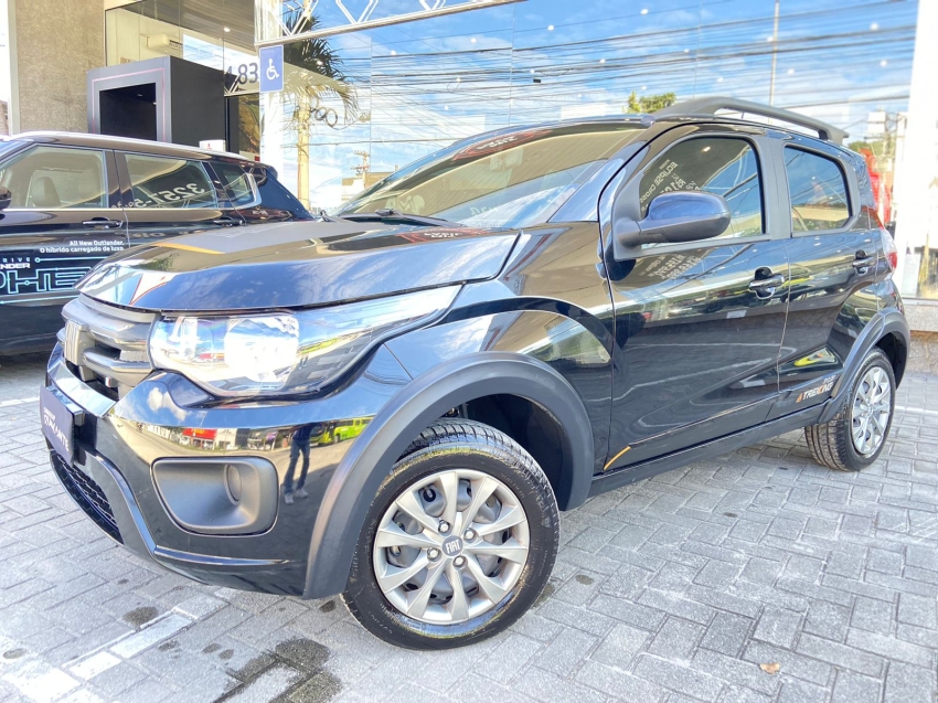 fiat mobi 1.0 evo flex trekking manual 4p 2024