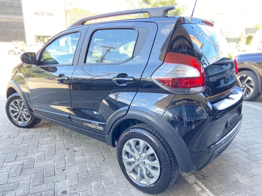 fiat mobi 1.0 evo flex trekking manual 4p 2024