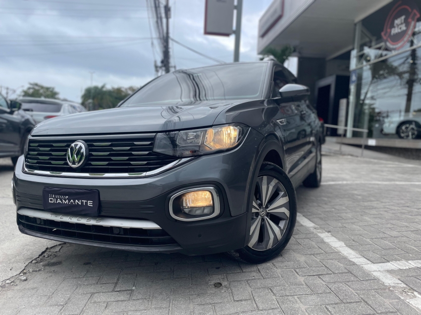 volkswagen t-cross 1.4 250 tsi total flex highline automatico 4p 2020