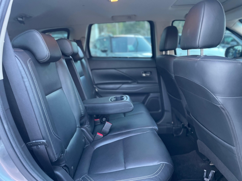 mitsubishi outlander 2.0 mivec gasolina hpe automatico 4p 2019