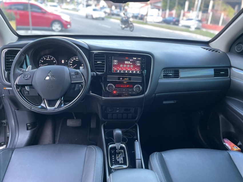 mitsubishi outlander 2.0 mivec gasolina hpe automatico 4p 2019