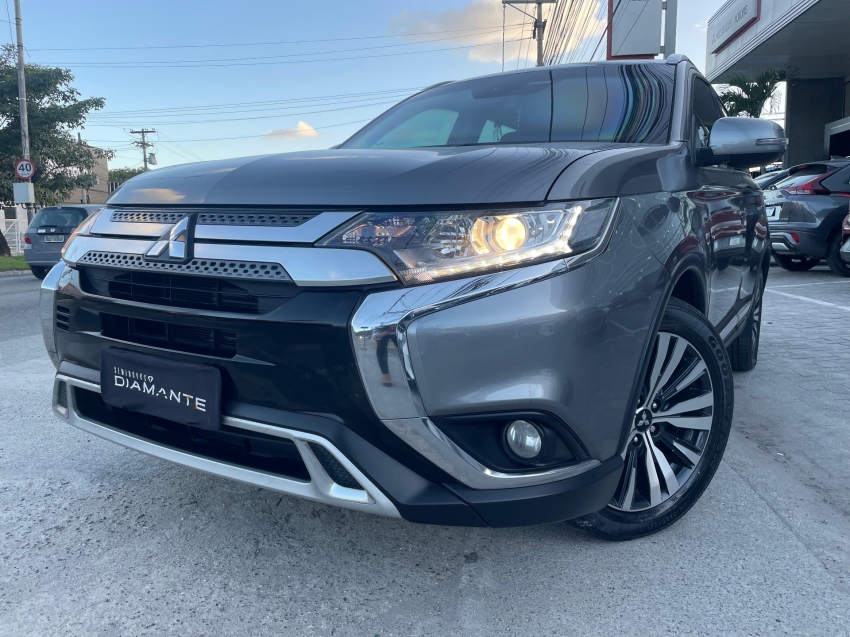 mitsubishi outlander 2.0 mivec gasolina hpe automatico 4p 2019 mitsubishi outlander 2.0 mivec gasolina hpe automatico 4p 2019