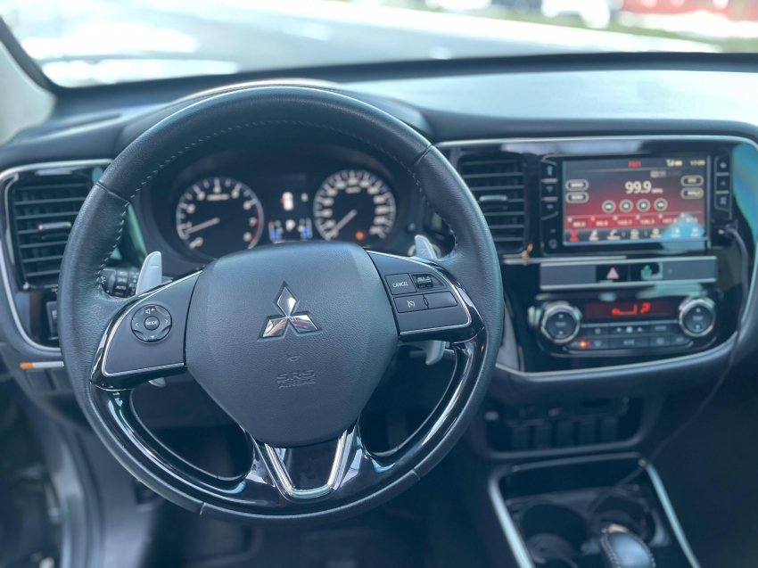 mitsubishi outlander 2.0 mivec gasolina hpe automatico 4p 2019