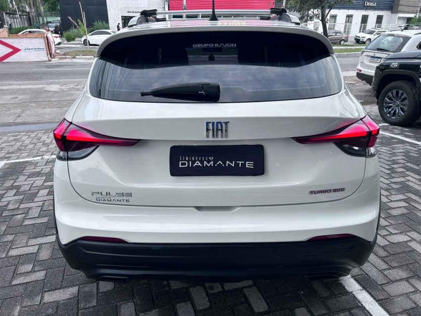 fiat pulse 1.0 turbo 200 flex drive cvt 5p automatico 202212