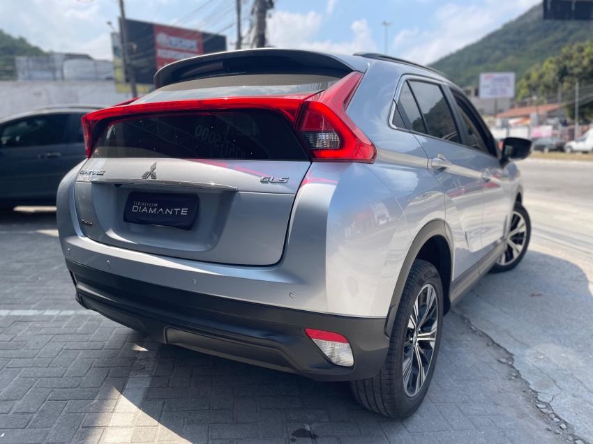 mitsubishi eclipse cross 1.5 mivec turbo gasolina gls cvt 4p automatico 2022
