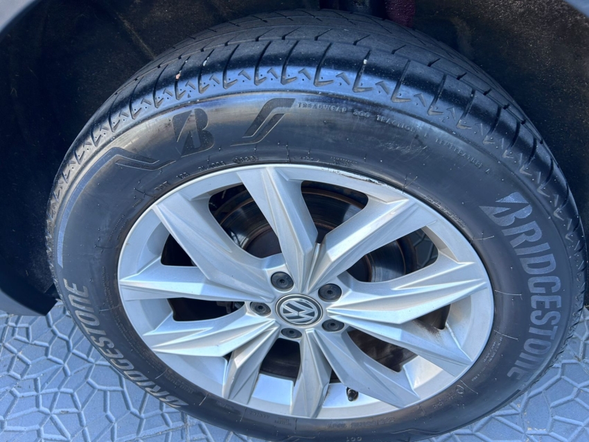 volkswagen tiguan 1.4 250 tsi total flex allspace comfortline tiptronic 4p automatico 2018