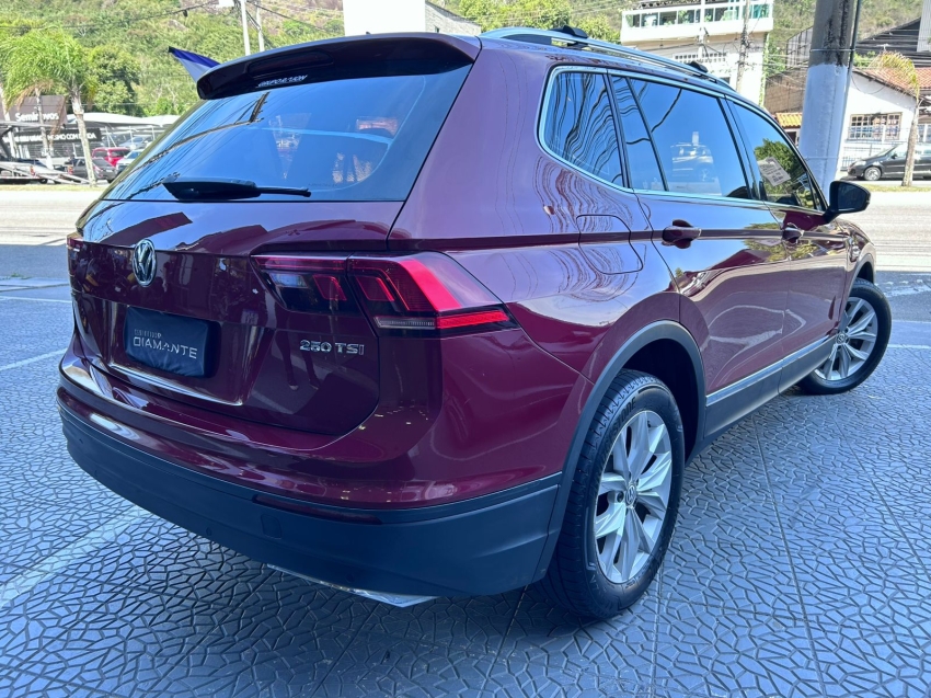 volkswagen tiguan 1.4 250 tsi total flex allspace comfortline tiptronic 4p automatico 2018