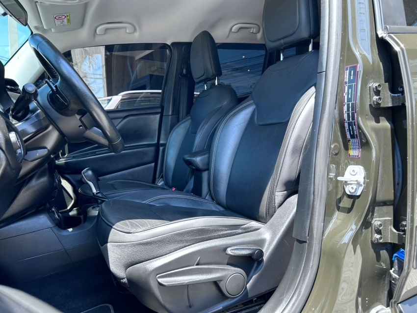 jeep renegade 2.0 16v turbo diesel longitude 4p 4x4 automatico 20184