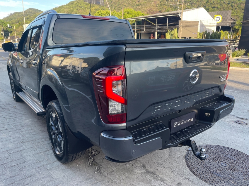 nissan frontier 2.3 16v turbo diesel platinum cd 4x4 automatico 4p 202314