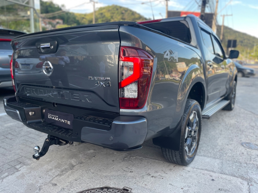 nissan frontier 2.3 16v turbo diesel platinum cd 4x4 automatico 4p 202318