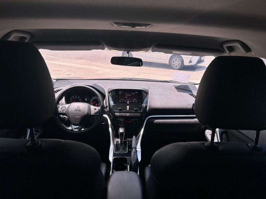 mitsubishi eclipse cross 1.5 mivec turbo gasolina gls cvt 4p automatico 202410