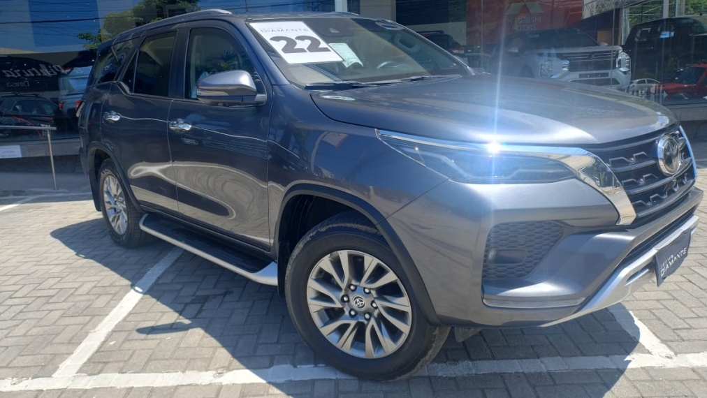 toyota hilux sw4 2.8 d-4d turbo diesel srx 7l 4x4 automatico 4p 20222