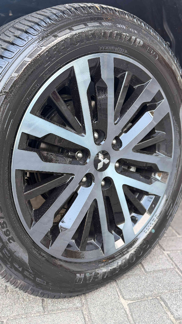 mitsubishi pajero sport 2.4 16v mivec turbo diesel legend awd automatico 4p 202511