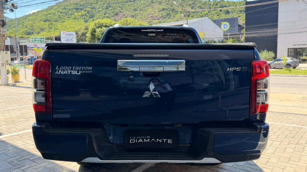mitsubishi l200 triton 2.4 16v turbo diesel sport hpe-s cd 4p 4x4 automatico 20247