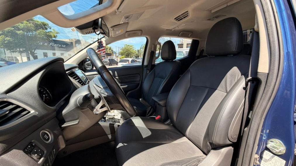 mitsubishi l200 triton 2.4 16v turbo diesel sport hpe-s cd 4p 4x4 automatico 20243