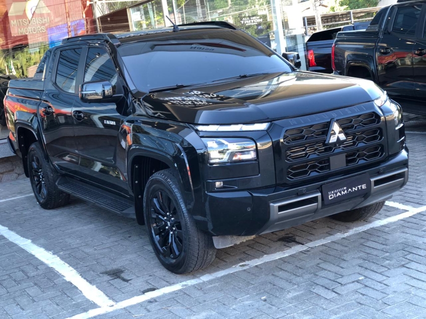 mitsubishi triton 2.4 biturbo diesel cd katana 4x4 automatico 4p 2026