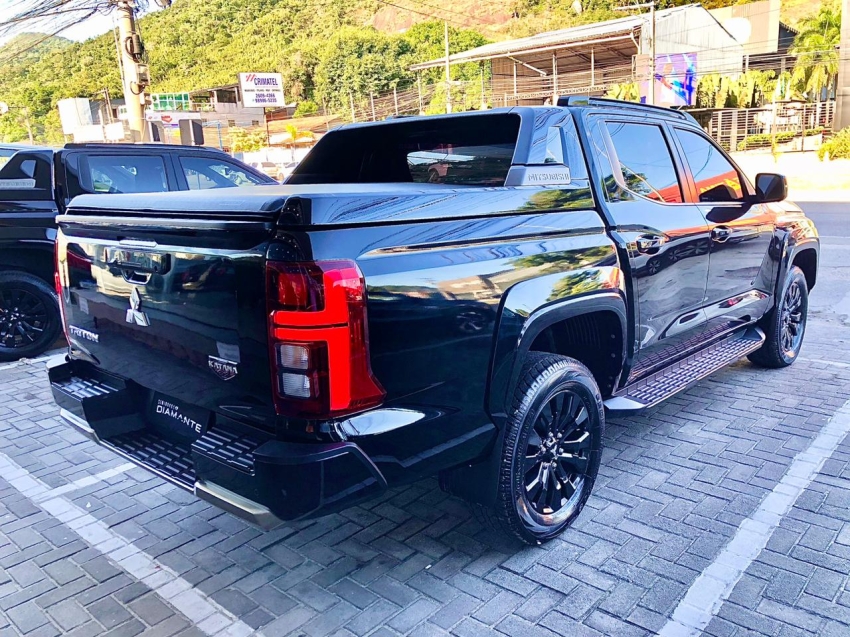 mitsubishi triton 2.4 biturbo diesel cd katana 4x4 automatico 4p 202610