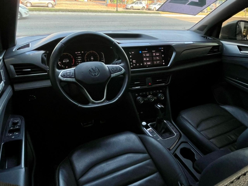 volkswagen taos 1.4 250 tsi total flex highline automatico 4p 20223