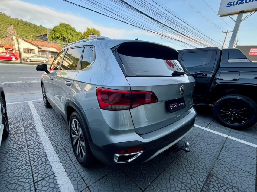 volkswagen taos 1.4 250 tsi total flex highline automatico 4p 202213