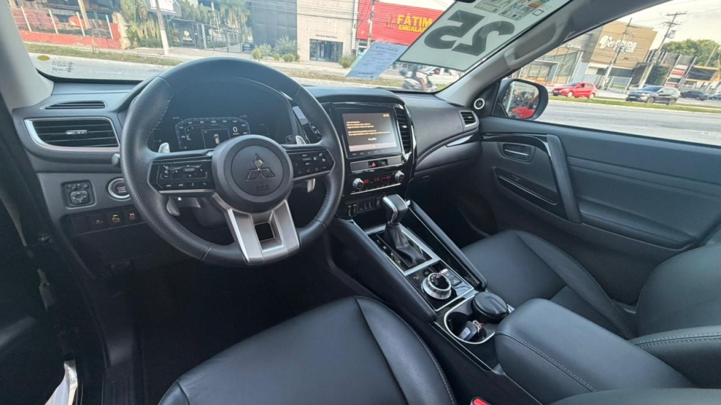 mitsubishi pajero sport 2.4 16v mivec turbo diesel legend awd automatico 4p 20253