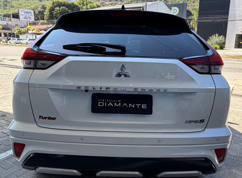 mitsubishi eclipse cross 1.5 mivec turbo gasolina hpe-s cvt 4p automatico 202512